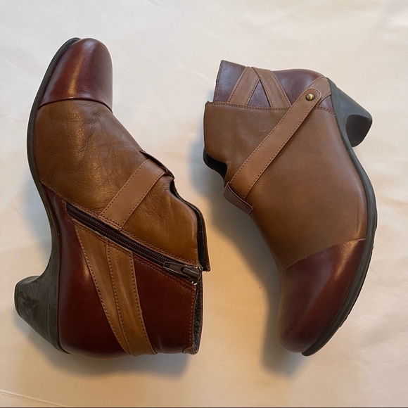 NAOT Ankle Bootie Boots Size 39, 8.5 USA | Buttery Soft | Made in Israel - Picture 9 of 11